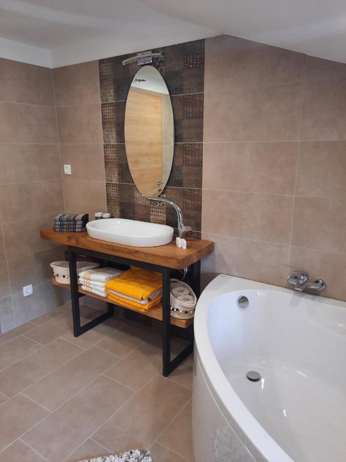 Andrea, Premium Three Bedroom Apartment, Entire Floor Kastav Ngoại thất bức ảnh